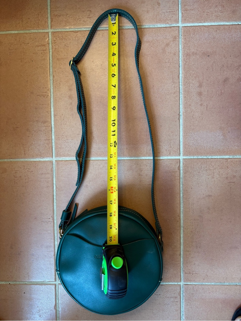 Portland Leather Teal Round Crossbody Purse - in great condition! - Picture 9 of 9